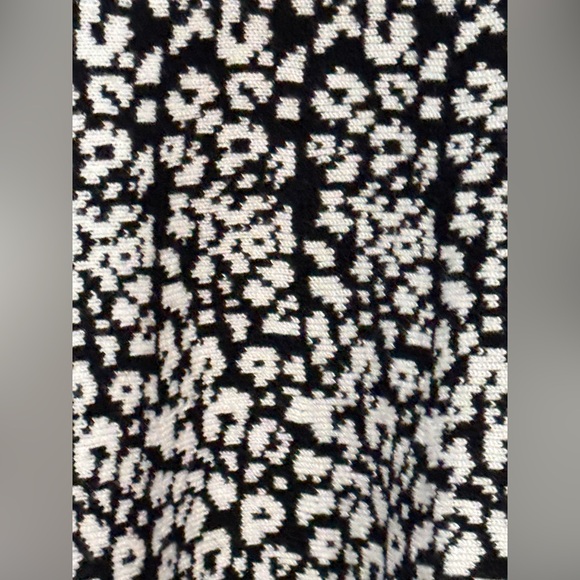Black and White Leopard Print Dress - Picture 10 of 12